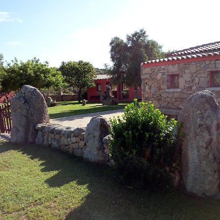 Villa Turismo Rurale L'Agliuledda Sant’Antonio di Gallura Exterior foto