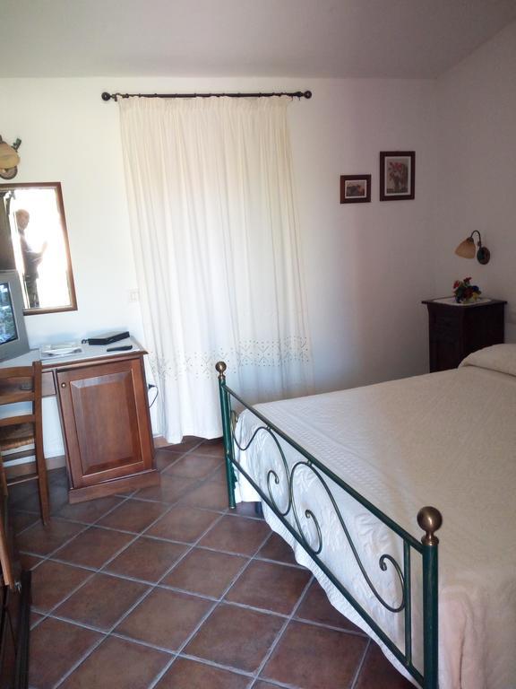 Villa Turismo Rurale L'Agliuledda Sant’Antonio di Gallura Exterior foto