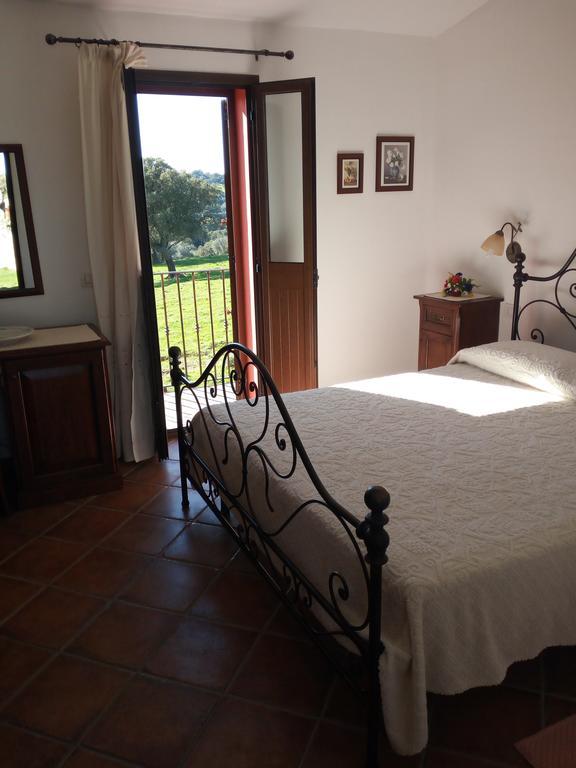 Villa Turismo Rurale L'Agliuledda Sant’Antonio di Gallura Exterior foto